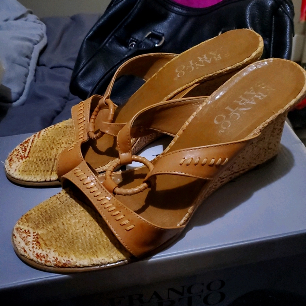 Wedge sandals